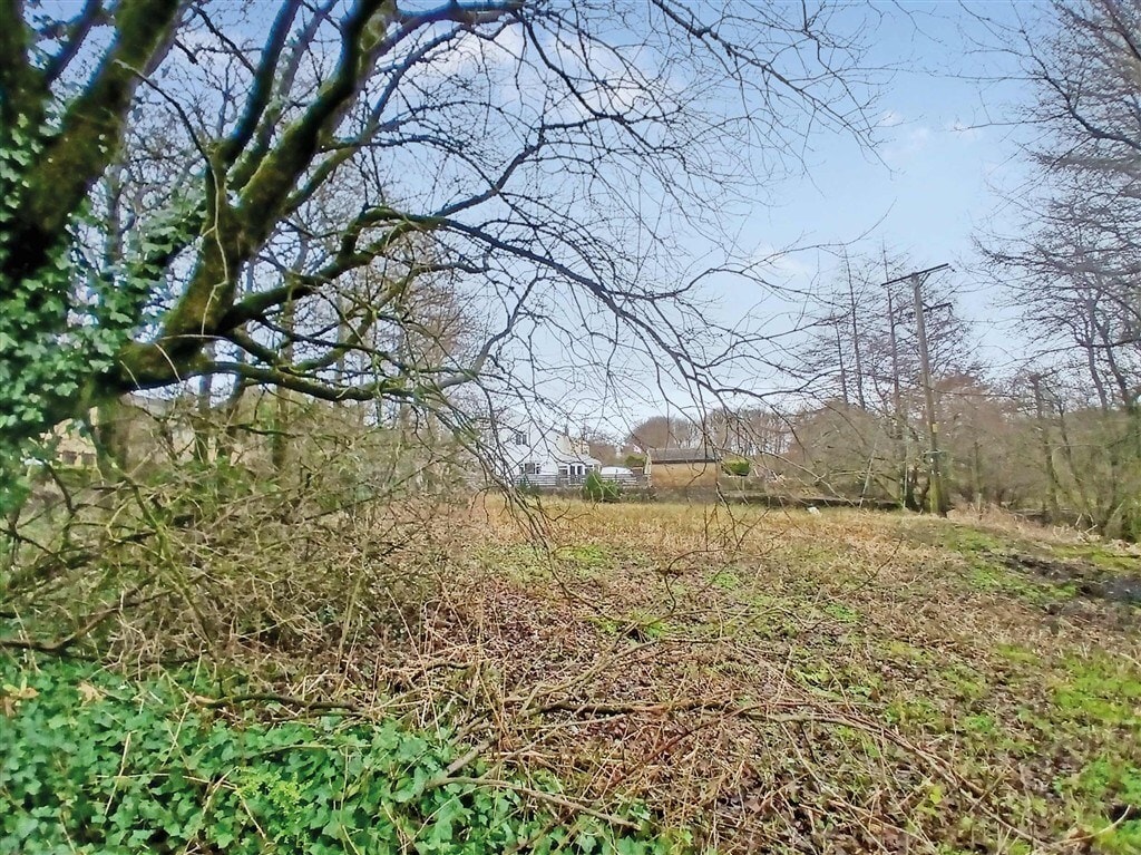 147 Todmorden Rd, Bacup for sale Primary Photo- Image 1 of 6