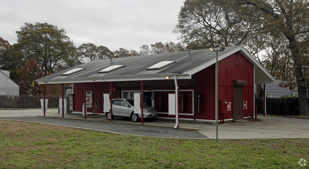 1032 Portion Rd, Farmingville, NY for sale - Building Photo - Image 3 of 3