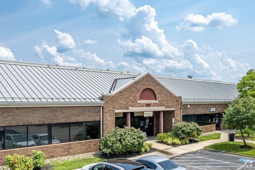 53 Haddonfield Rd, Cherry Hill, NJ to rent - Building Photo - Image 3 of 6