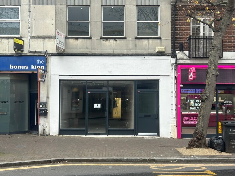 154 High St, Orpington to rent - Building Photo - Image 1 of 1