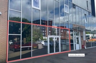 Maylands Av, Hemel Hempstead to rent Building Photo- Image 1 of 1