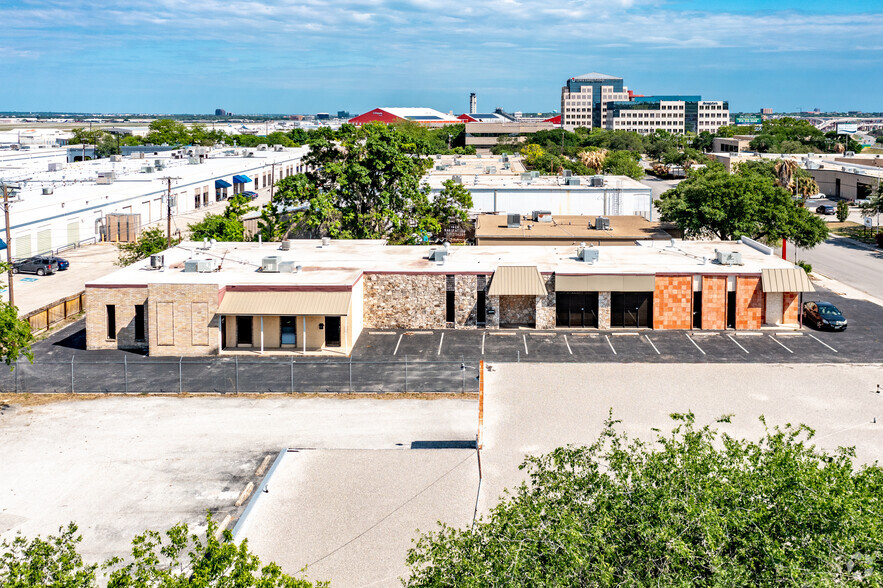 Gulfdale 10448, San Antonio, TX for rent - Aerial - Image 3 of 3