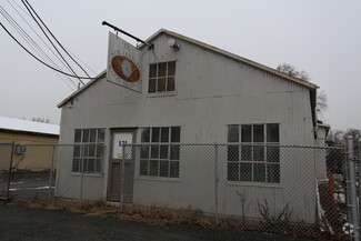 More details for 131 Lincoln Blvd, Middlesex, NJ - Industrial for Rent