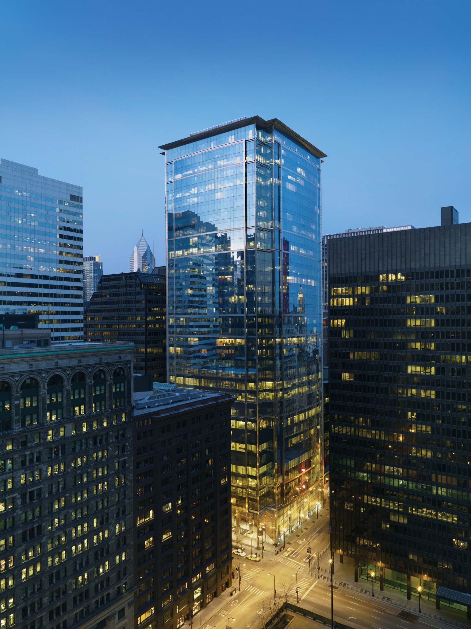 131 S Dearborn St, Chicago, IL to rent Building Photo- Image 1 of 10