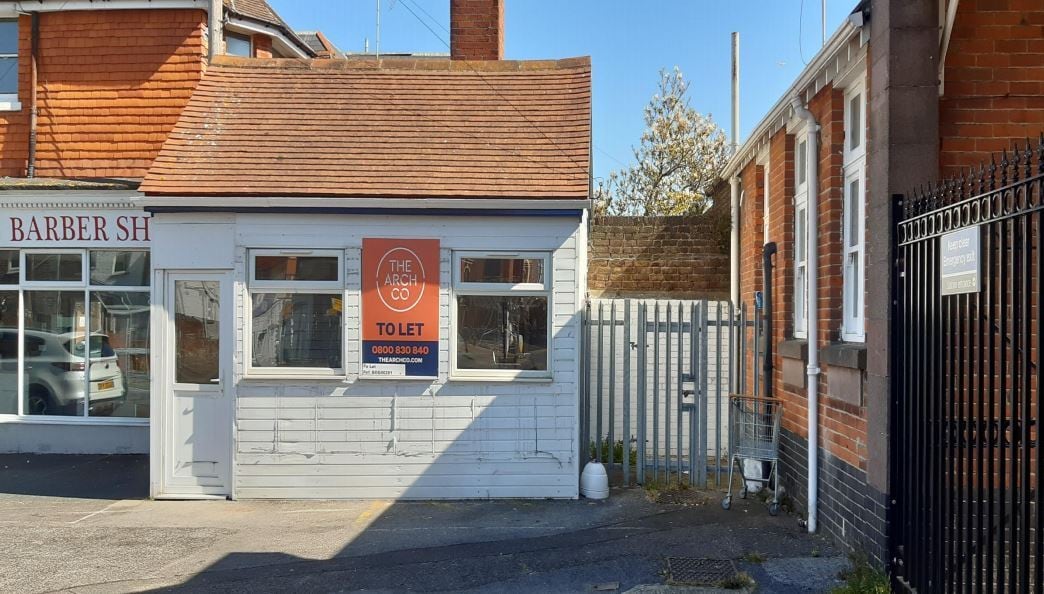 3 Station Approach, Bognor Regis to rent Primary Photo- Image 1 of 5