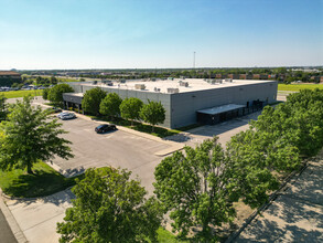 8400 E 32nd St, Wichita, KS for rent Building Photo- Image 1 of 35