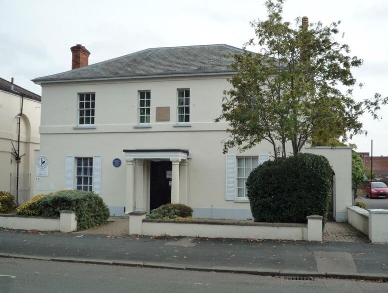 3-5 Alexandra Rd, Farnborough to rent - Building Photo - Image 2 of 4