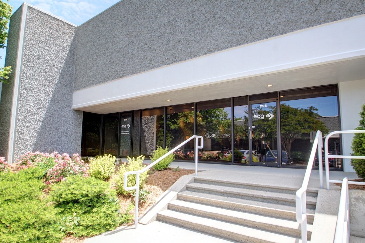 120 Interstate N Pky E SE, Atlanta, GA to rent Interior Photo- Image 1 of 10