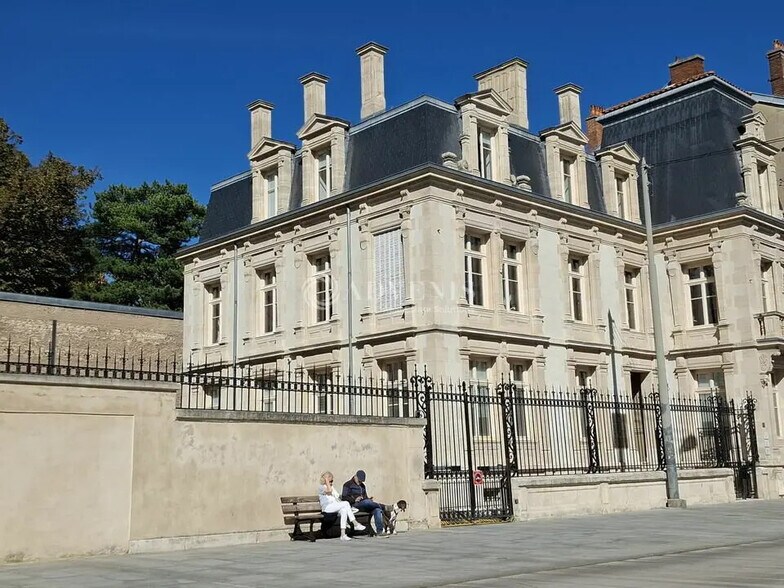 Office in Nancy to rent - Building Photo - Image 1 of 8