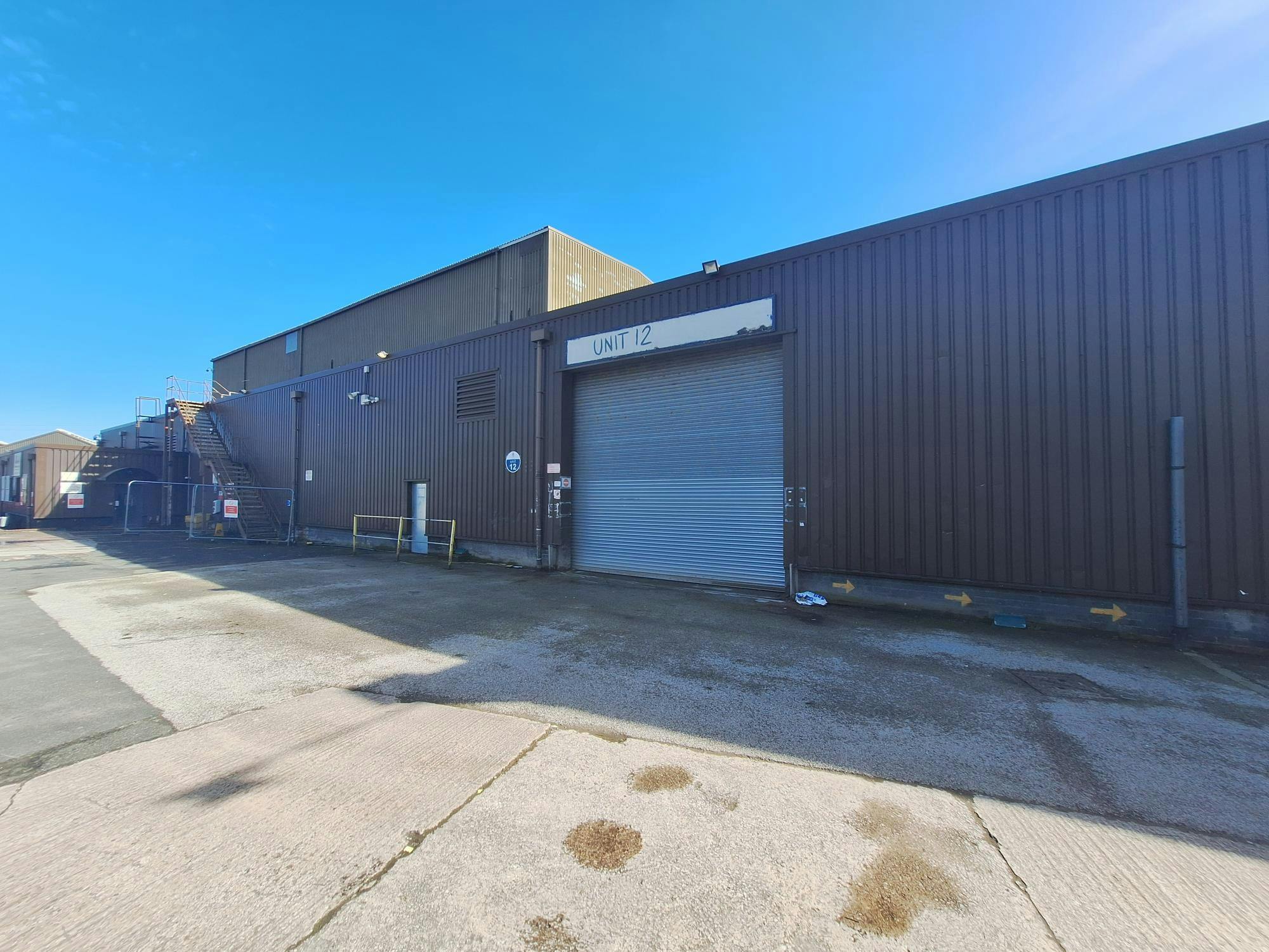 Hazelbottom Rd, Manchester to rent Building Photo- Image 1 of 7