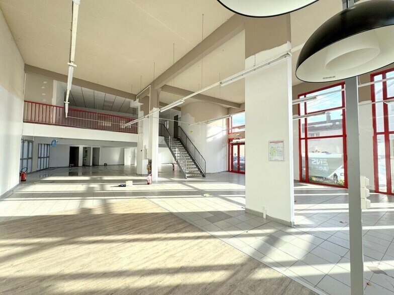 1 Boulevard Henri Barbusse, Houilles to rent - Interior Photo - Image 3 of 7