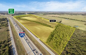 N I-35, Abbott, TX for sale Primary Photo- Image 1 of 1