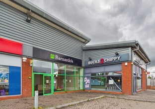Stephenson Dr, Leicester to rent Building Photo- Image 1 of 3