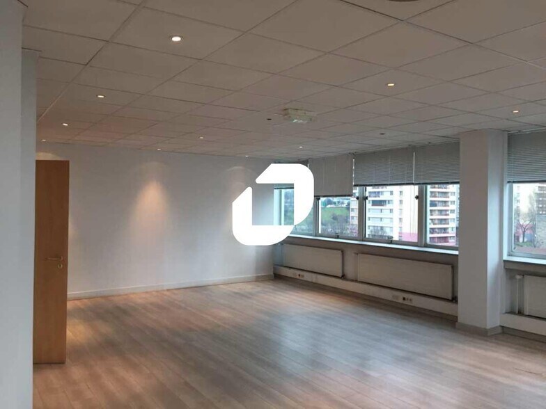 Office in Bagnolet to rent - Interior Photo - Image 3 of 8