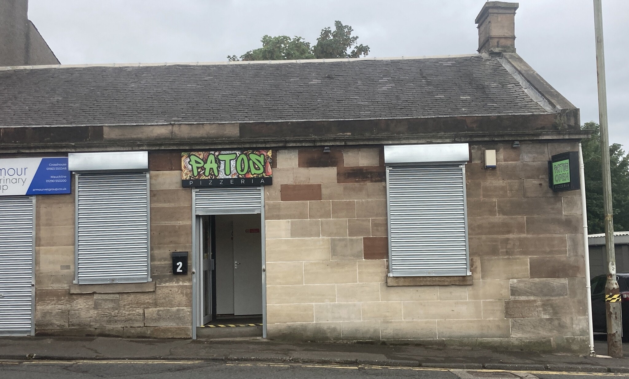 2 Kilmarnock Rd, Crosshouse to rent Building Photo- Image 1 of 2