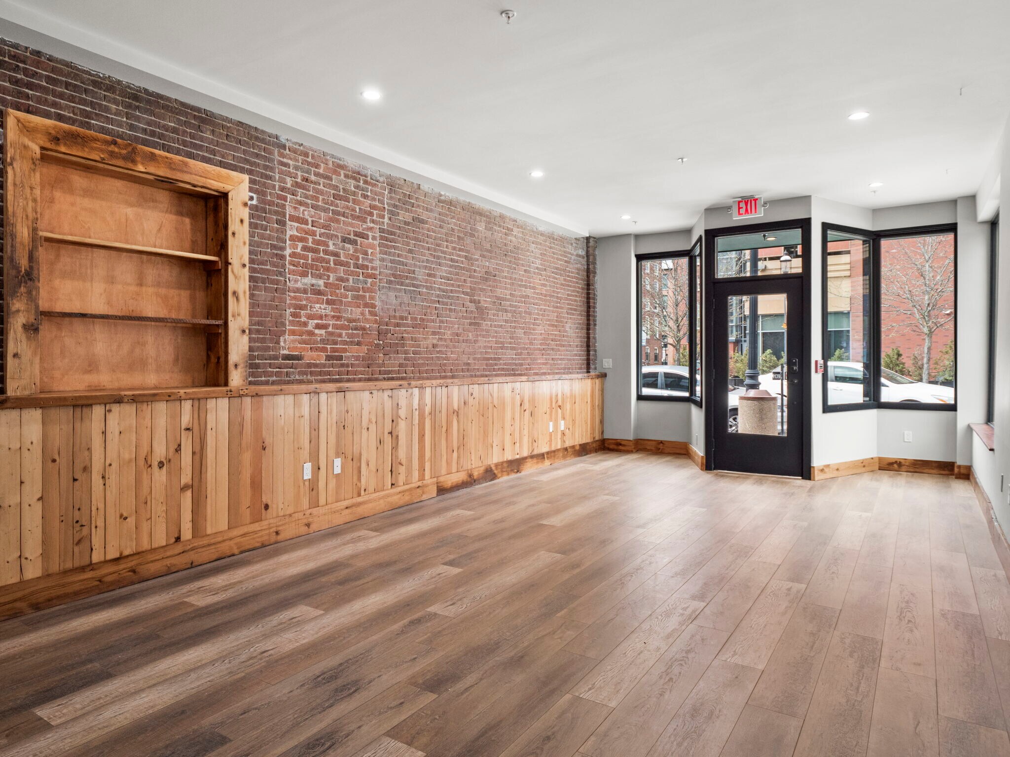 138-140 Middlesex St, Lowell, MA for sale Interior Photo- Image 1 of 1