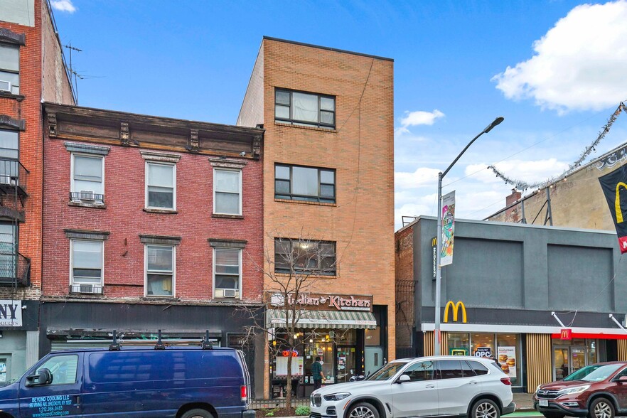 739 Grand St, Brooklyn, NY for sale - Building Photo - Image 1 of 24