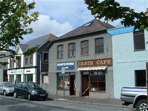 Y Maes, Pwllheli for sale Primary Photo- Image 1 of 1