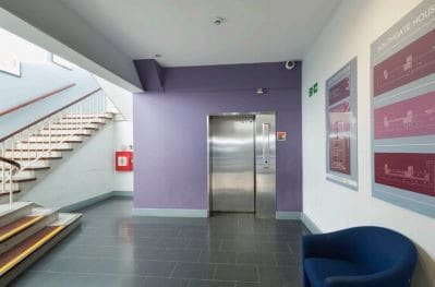 Town Sq, Basildon to rent - Interior Photo - Image 2 of 6