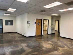 3380 Industrial Blvd, West Sacramento, CA to rent Building Photo- Image 2 of 5