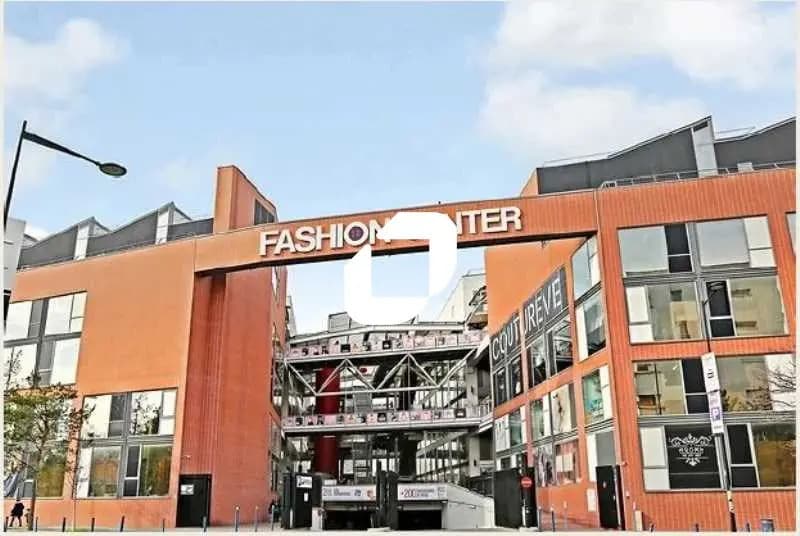 Office in Aubervilliers to rent Building Photo- Image 1 of 17