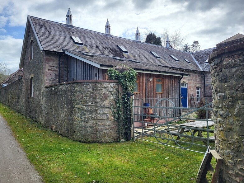 Bunchrew, Inverness to rent - Building Photo - Image 3 of 3