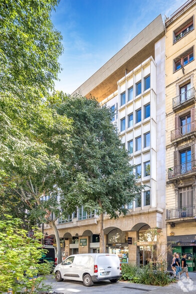 Carrer del Consell de Cent, 334, Barcelona, Barcelona to rent - Building Photo - Image 2 of 3