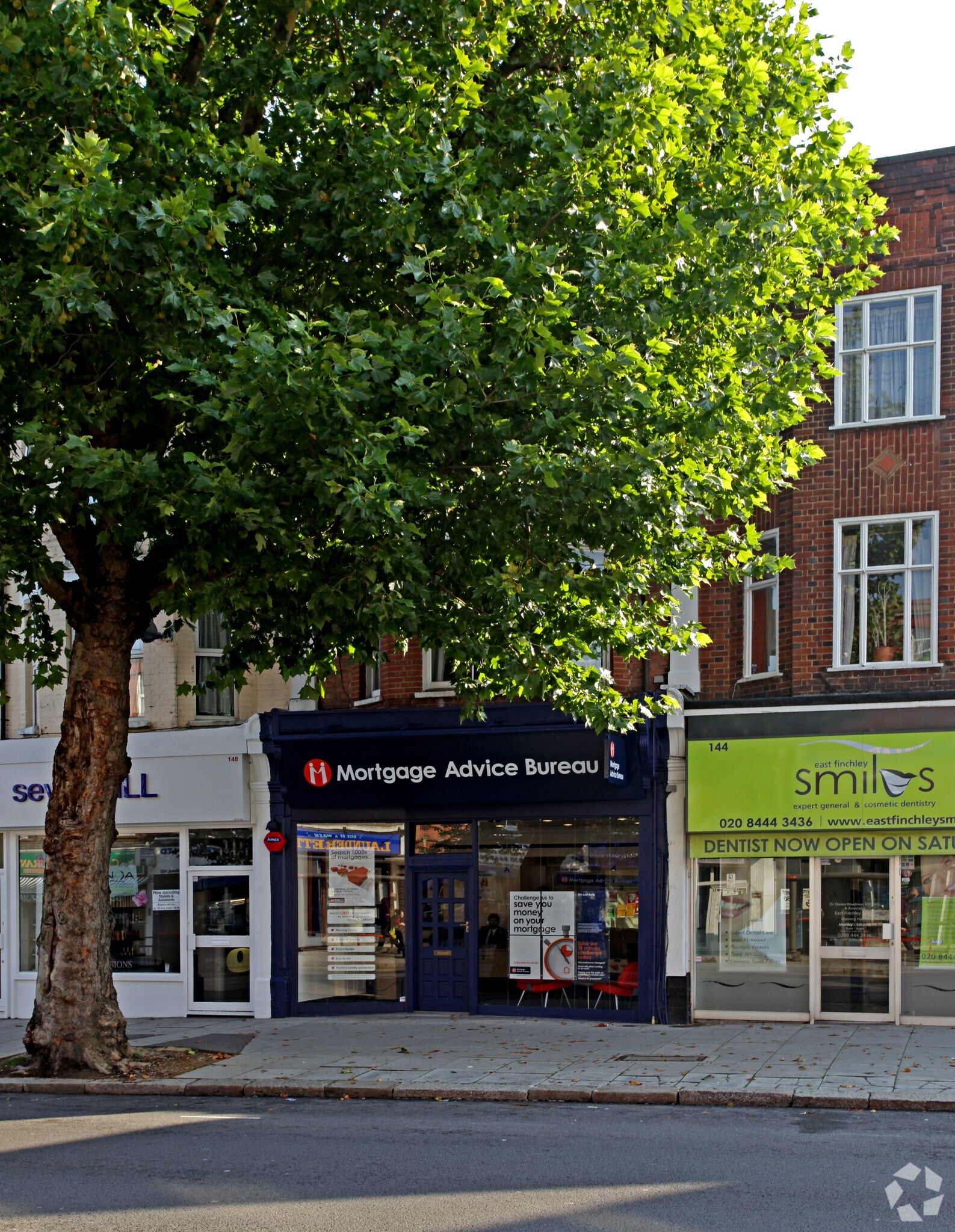 146 High Rd, London for sale Primary Photo- Image 1 of 1