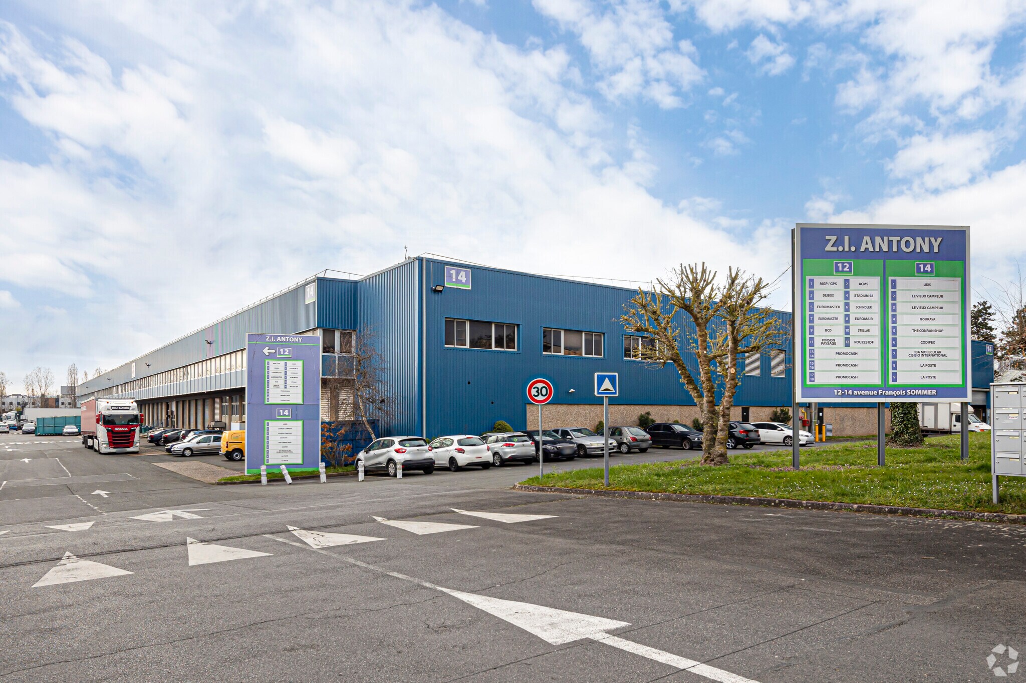 14 Avenue Francois Sommer, Antony to rent Primary Photo- Image 1 of 3