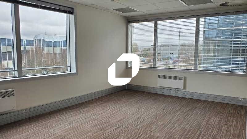 Office in Villepinte to rent - Interior Photo - Image 3 of 9