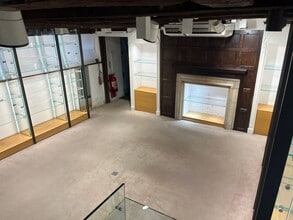 40 The Borough, Farnham for sale Interior Photo- Image 1 of 4