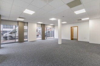 118 Putney Bridge Rd, London to rent Interior Photo- Image 1 of 5