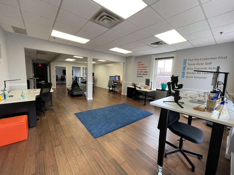 559 Main St, Bethlehem, PA to rent - Interior Photo - Image 3 of 11