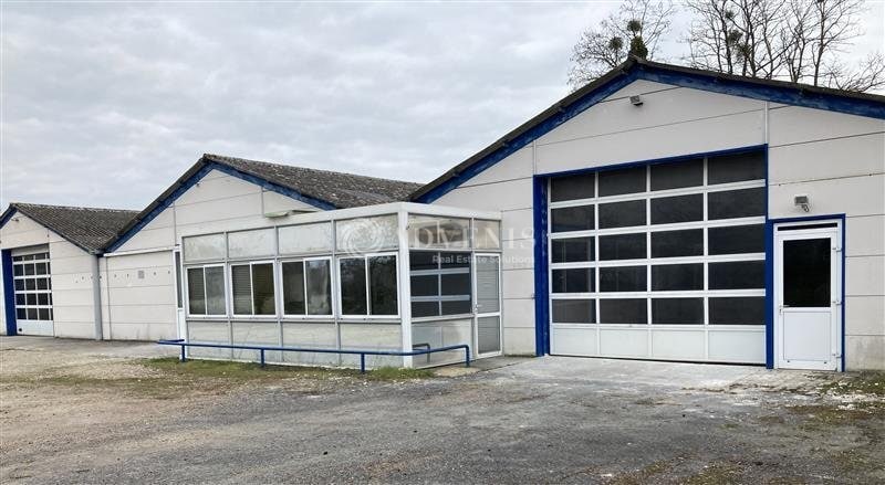 Light Industrial in Saint-Ouen to rent - Building Photo - Image 1 of 7