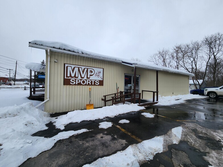 11 Pine St, Potsdam, NY for sale - Primary Photo - Image 1 of 1