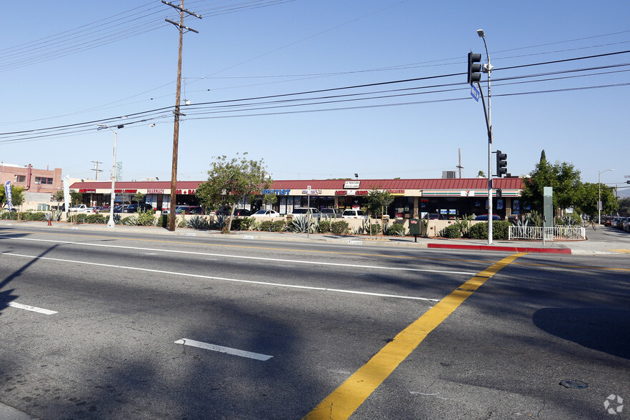 13003 Van Nuys Blvd, Pacoima, CA for sale - Primary Photo - Image 1 of 1