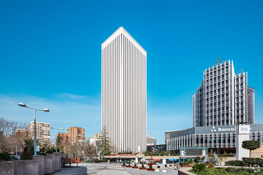 Plaza Pablo Ruiz Picasso, 1, Madrid, Madrid for rent - Primary Photo - Image 1 of 8