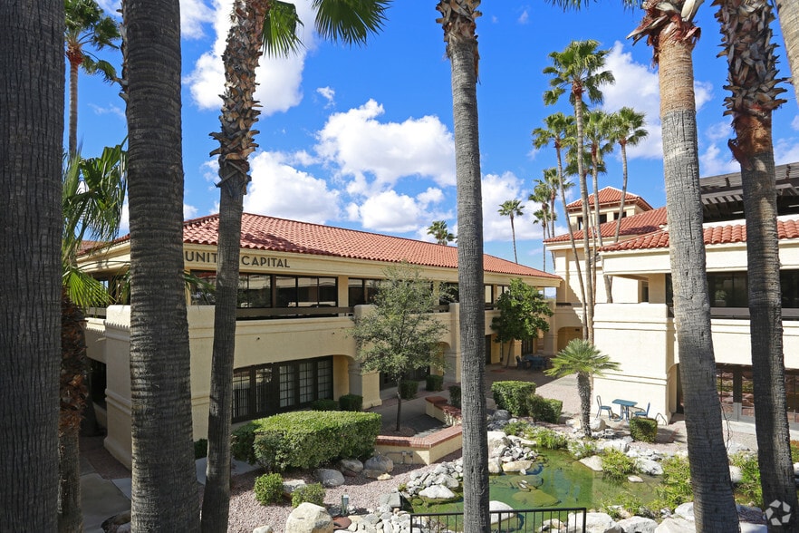 1820 E River Rd, Tucson, AZ to rent - Building Photo - Image 3 of 24