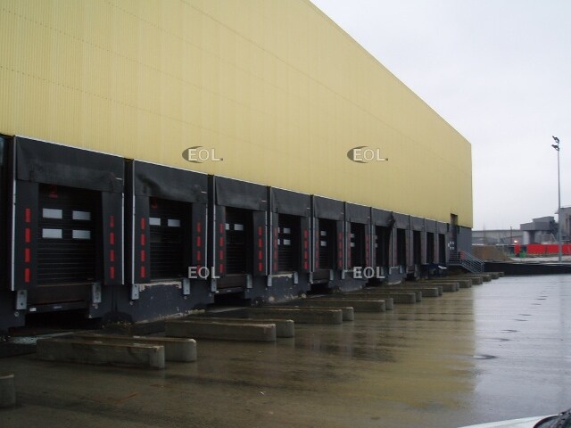 Industrial in Gennevilliers to rent - Building Photo - Image 2 of 6