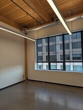 101 E 6th St, Vancouver, WA to rent Building Photo- Image 1 of 3