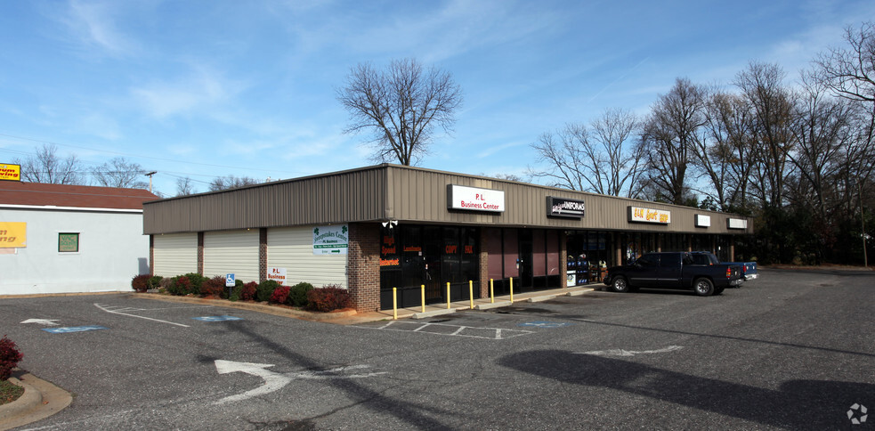 707 S Lafayette St, Shelby, NC for sale - Primary Photo - Image 1 of 9