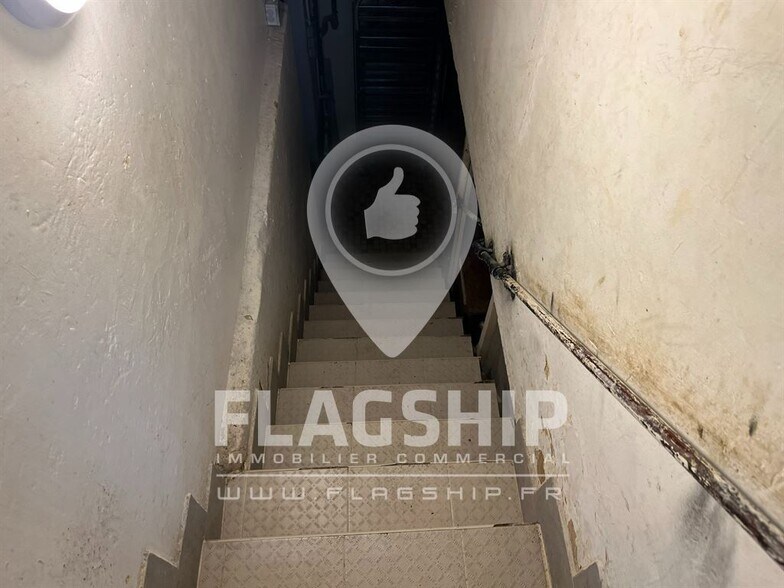 Retail in Puteaux to rent - Interior Photo - Image 2 of 6