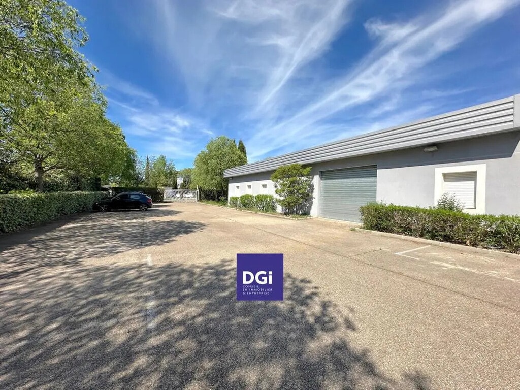 Vente Bureaux 477 m² - Photo 1