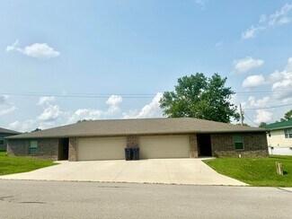 More details for 723 Hawthorne St, Houston, MO - Residential for Sale