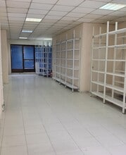 Retail in Pozuelo de Alarcón, Madrid to rent Interior Photo- Image 2 of 3
