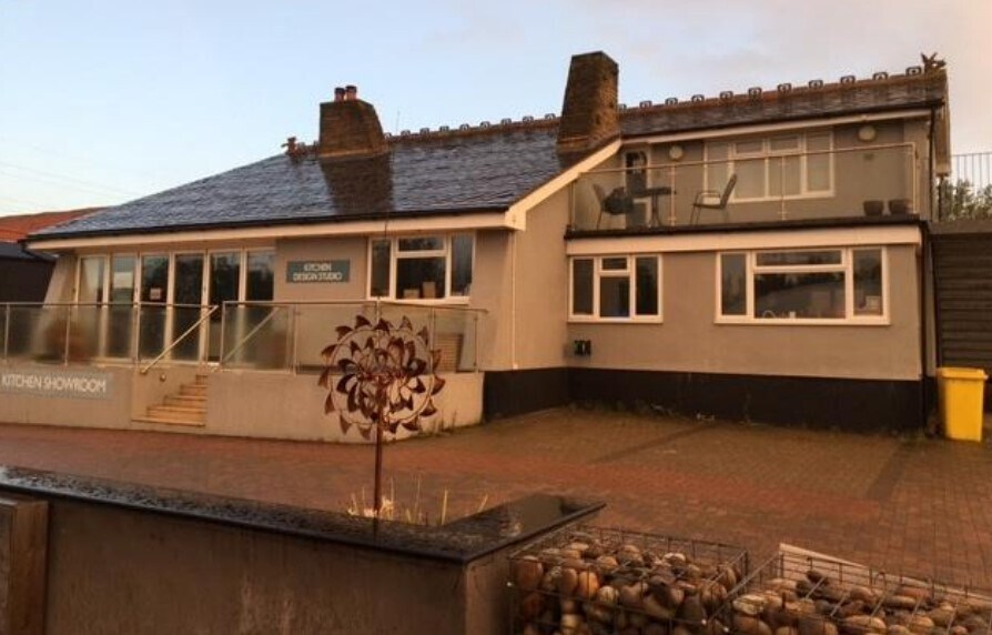 Lower Barn Farm, Rayleigh for sale Primary Photo- Image 1 of 1