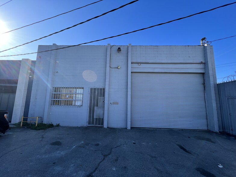 522 E D St, Wilmington, CA for rent - Building Photo - Image 2 of 7