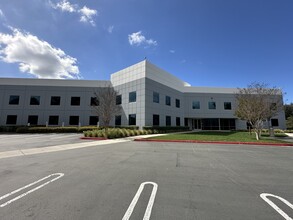 2611 Business Park Dr, Vista, CA for rent Building Photo- Image 1 of 3