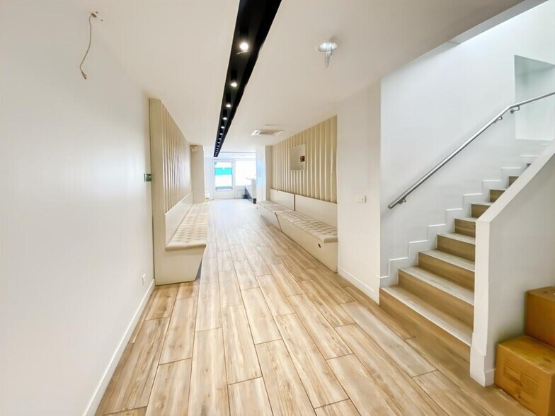 Rue Georges Clémenceau, Versailles to rent - Interior Photo - Image 3 of 8