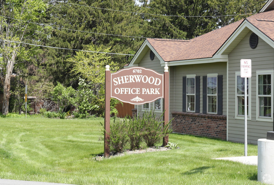 6706 Buckley Rd, Syracuse, NY for rent - Building Photo - Image 3 of 5